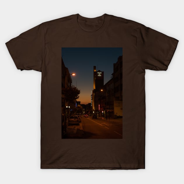 Coliseu, Porto at dusk T-Shirt by mbangert